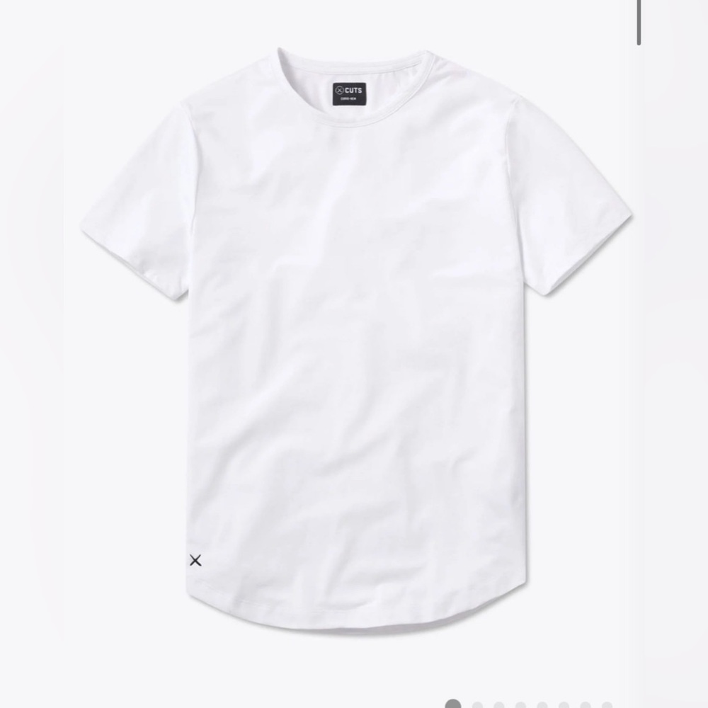 Cuts Clothing Men's Curve Hem Crew Neck Signature Fit 4-Way Stretch T-Shirt M